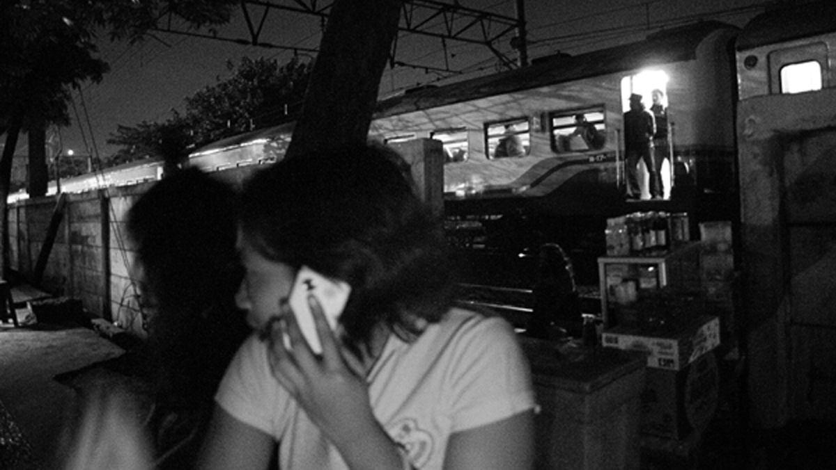 Mengapa Banyak Prostitusi di Dekat Rel Kereta Api? 