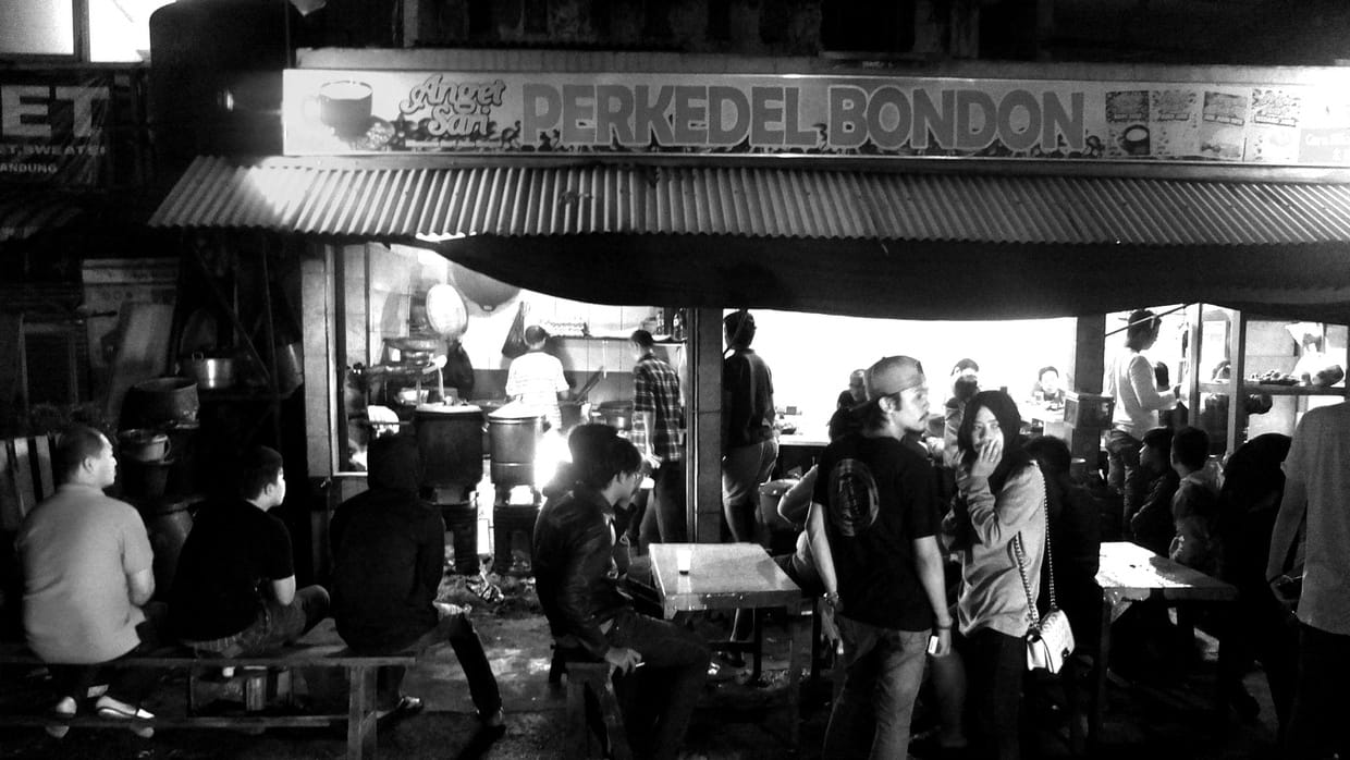 Hikayat Bondon Bandung Hikayat Bondon Bandung