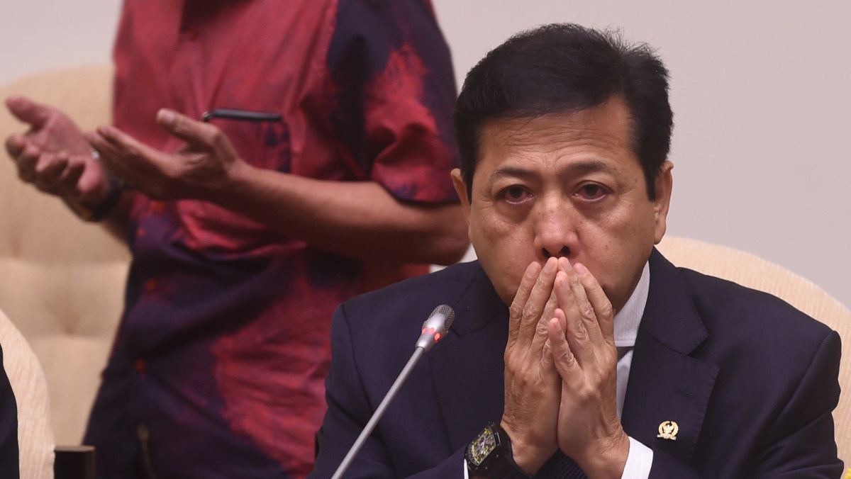 Pengacara: Setya Novanto Kecelakaan, Ada Dugaan Gegar Otak Pengacara: Setya Novanto Kecelakaan, Ada Dugaan Gegar Otak
