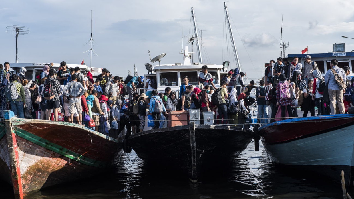 Menhub Soroti Manifes dan Kuota Penumpang Kapal ke Pulau Seribu