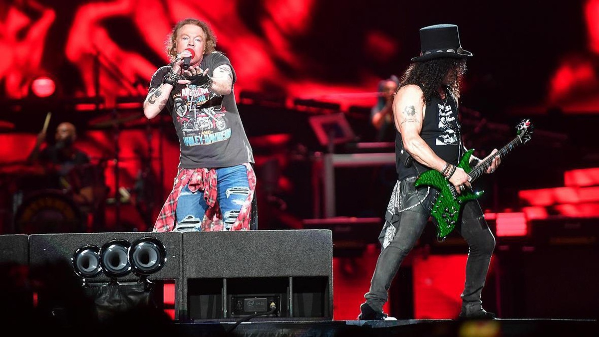 Not in This Lifetime: Konser Akbar Guns N Roses di Singapura Not in This Lifetime: Konser Akbar Guns N Roses di Singapura