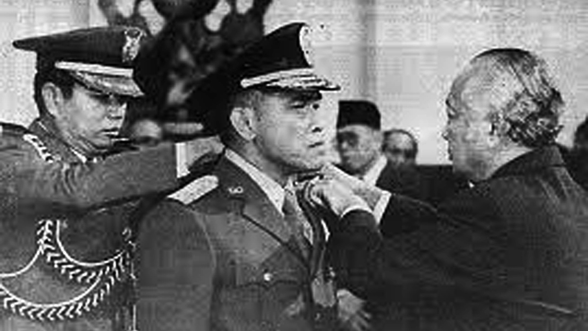 Soeharto dan Isu Agama di Tubuh Tentara