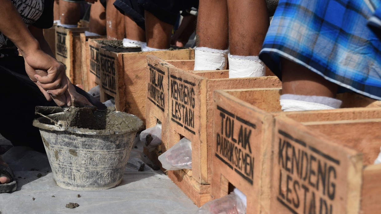 Meski Ditentang, Pabrik Semen Rembang Beroperasi Mulai April