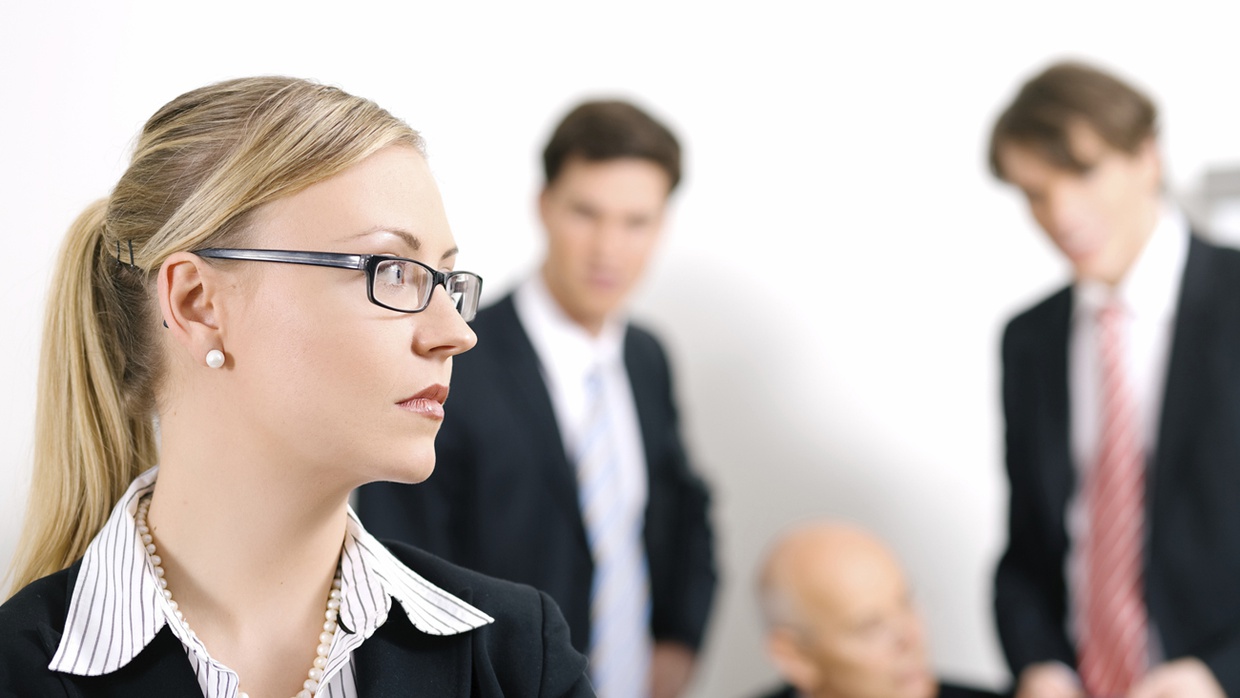 Contoh Eksklusi Sosial di Lingkungan Sekolah dan Pertemanan Contoh Eksklusi Sosial di Lingkungan Sekolah dan Pertemanan