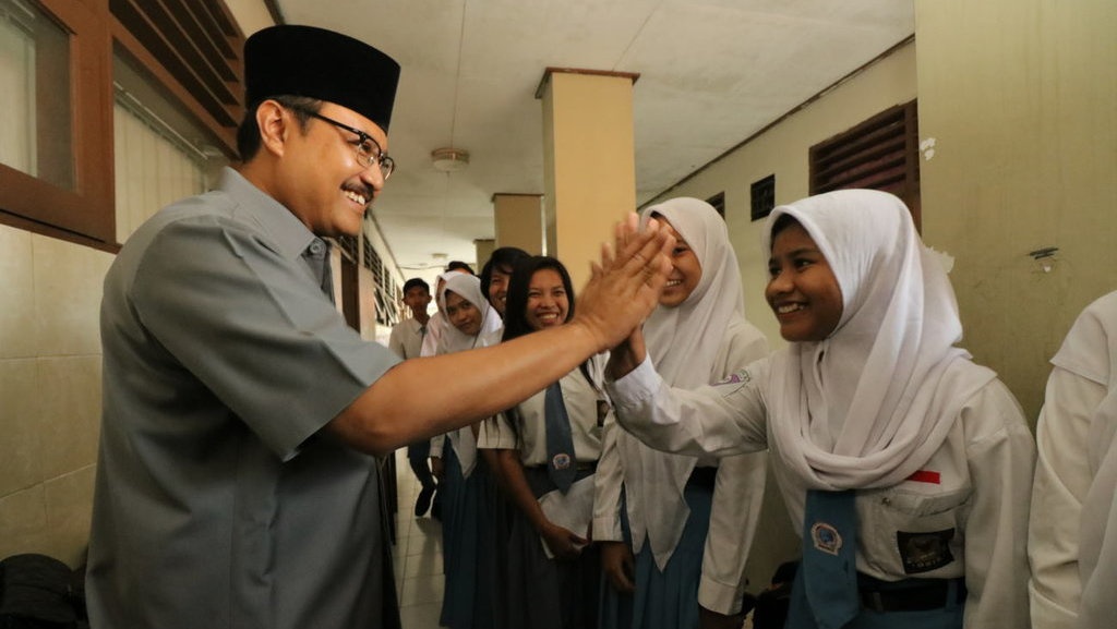 Wagub Jatim Imbau Siswa Tak Terpengaruh Isu Soal UN Bocor