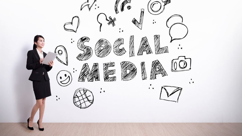 Media Sosial: Suaka atau Penjara Baru untuk Berekspresi?