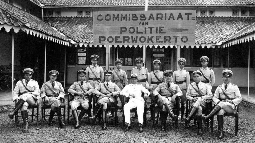 Di mana Kaum Pergerakan Berembuk, Ada PID Siap Menggebuk Di mana Kaum Pergerakan Berembuk, Ada PID Siap Menggebuk