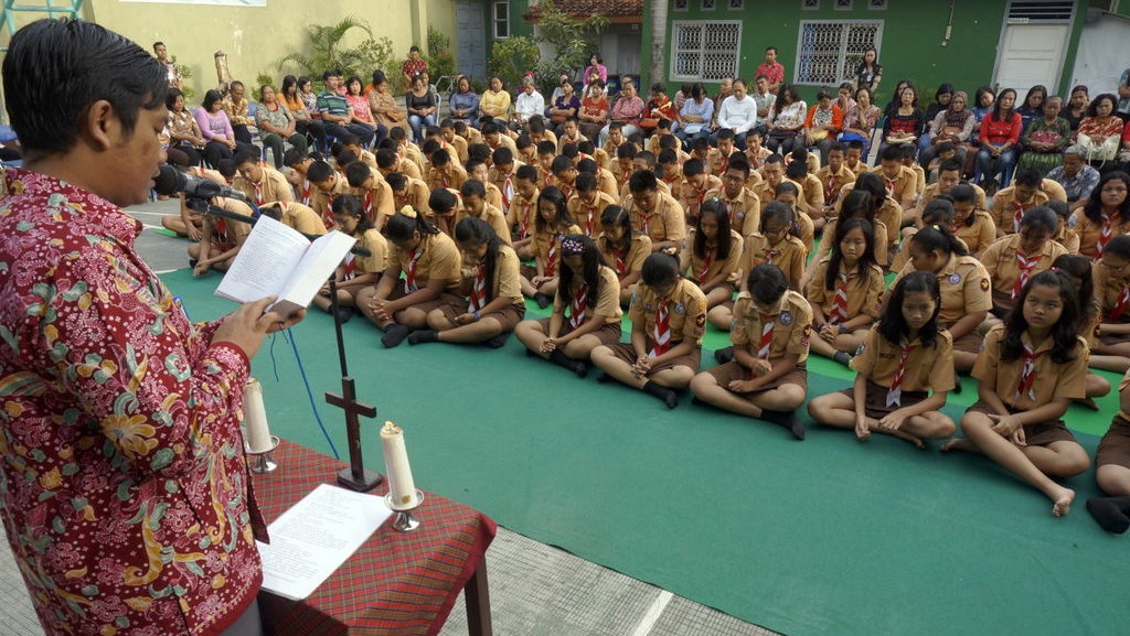 Motivasi Peningkatan Kualitas Mengajar Guru Indonesia Rendah