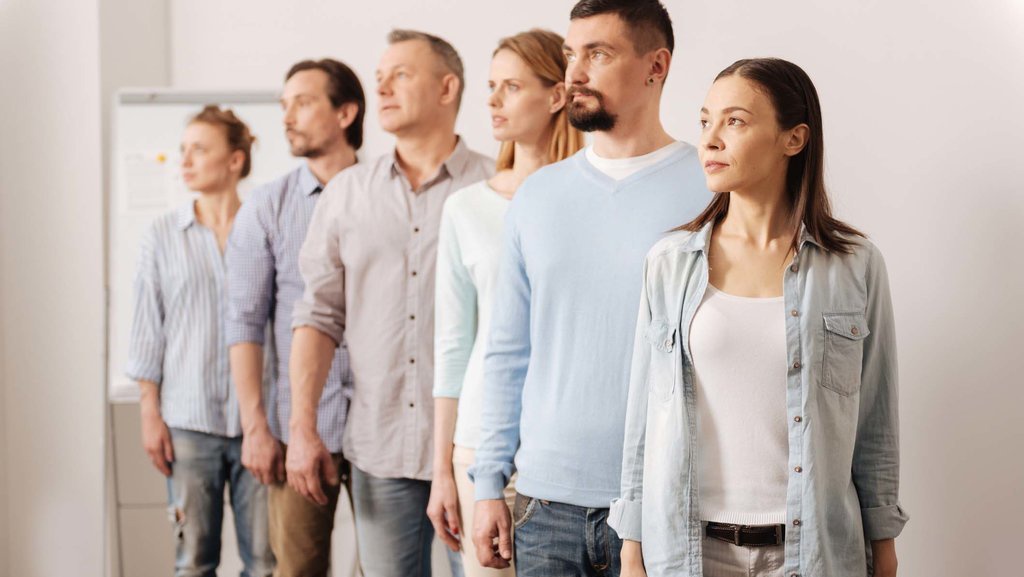 Milenial Tua Versus Milenial Muda Milenial Tua Versus Milenial Muda