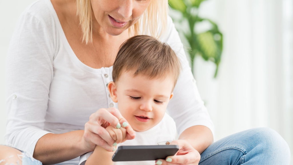 Agar Anak Tidak Terpapar Bahaya Konten Internet