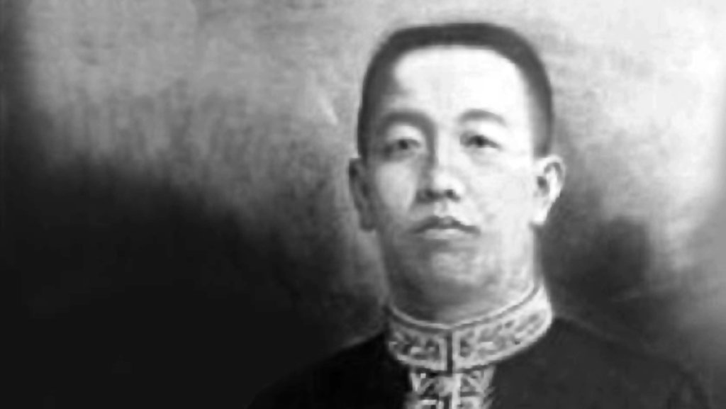 Perjuangan Orang Tionghoa dalam Pergerakan Nasional Perjuangan Orang Tionghoa dalam Pergerakan Nasional