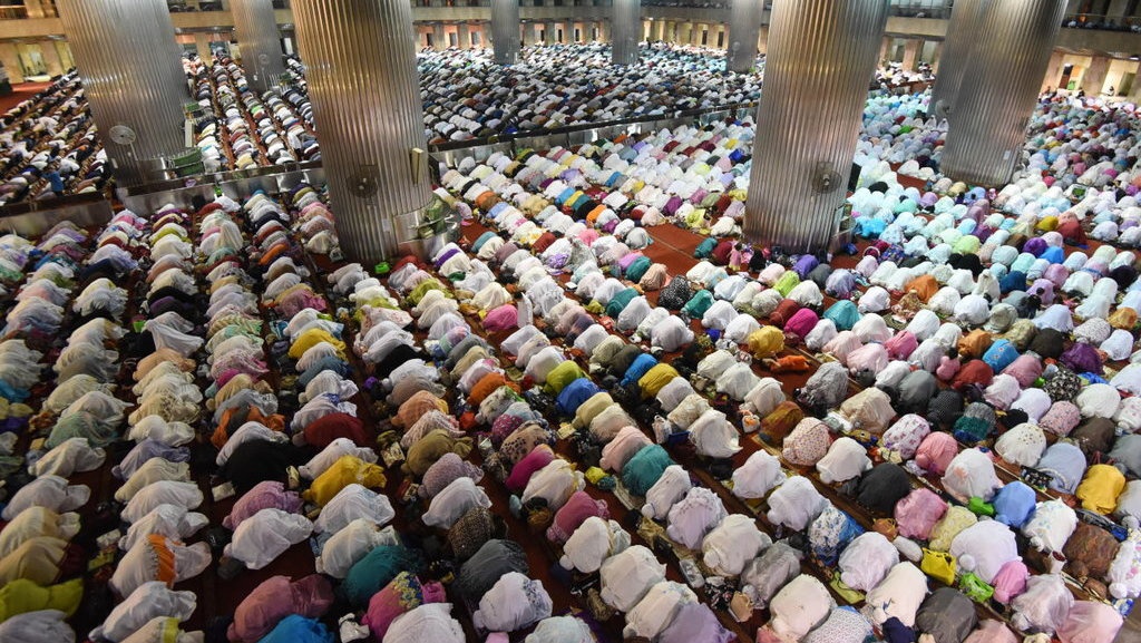 Doa Setelah Sholat Tarawih-Witir Sendiri Pendek dan Lengkap