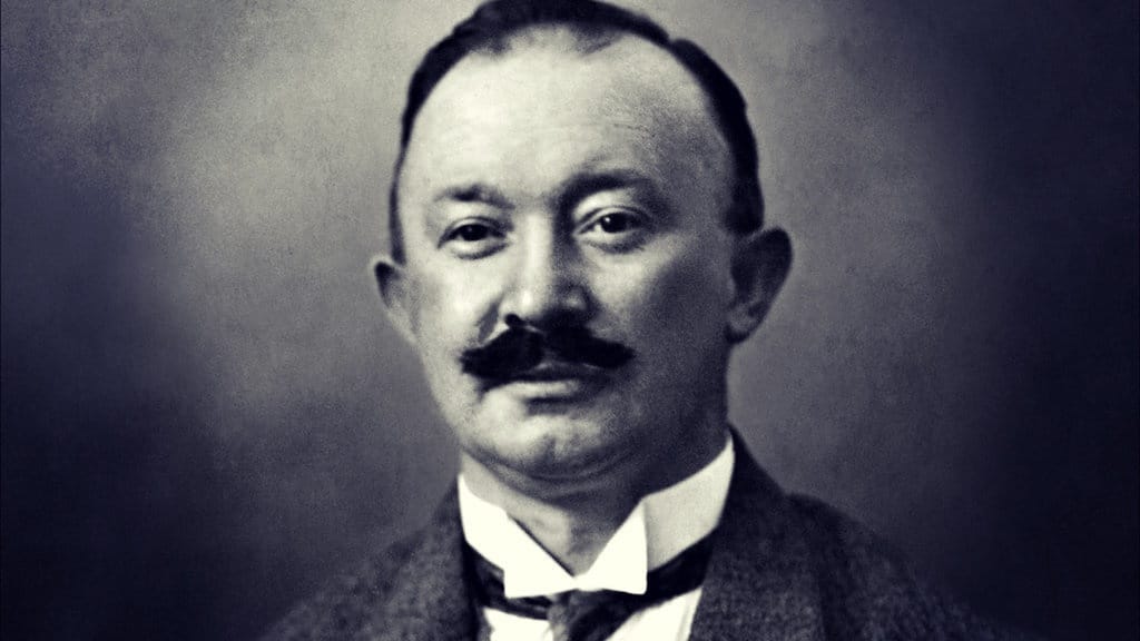 Industri yang Menghamba pada NAZI dan Hitler Industri yang Menghamba pada NAZI dan Hitler