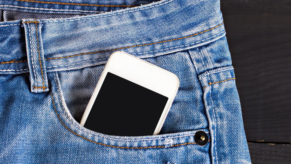 Ponsel BM Bakal Tidak Bisa Digunakan di Indonesia