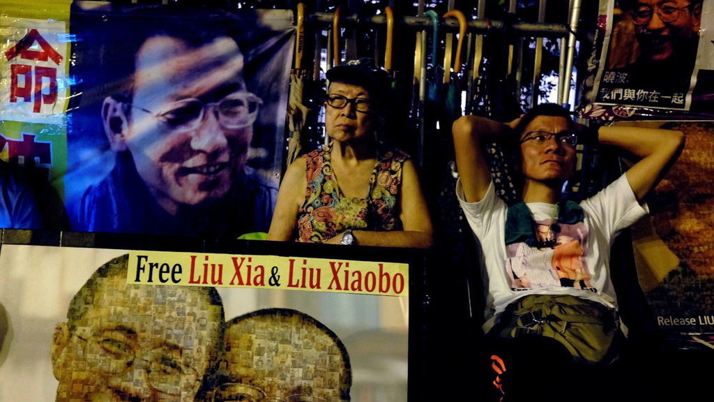 Mempersoalkan Penerima Nobel Perdamaian