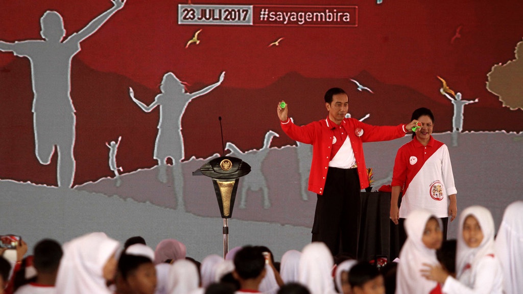 Jokowi Ingin Indonesia Bebas Campak dan Rubella pada 2020 Jokowi Ingin Indonesia Bebas Campak dan Rubella pada 2020