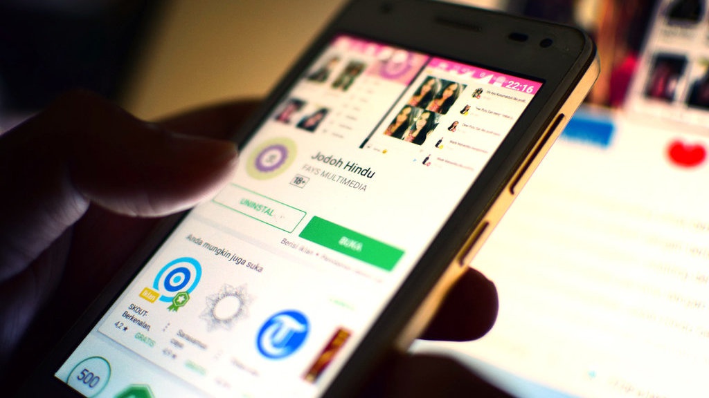 Kala Kecerdasan Buatan Merasuk ke Ranah Percintaan Kita Kala Kecerdasan Buatan Merasuk ke Ranah Percintaan Kita