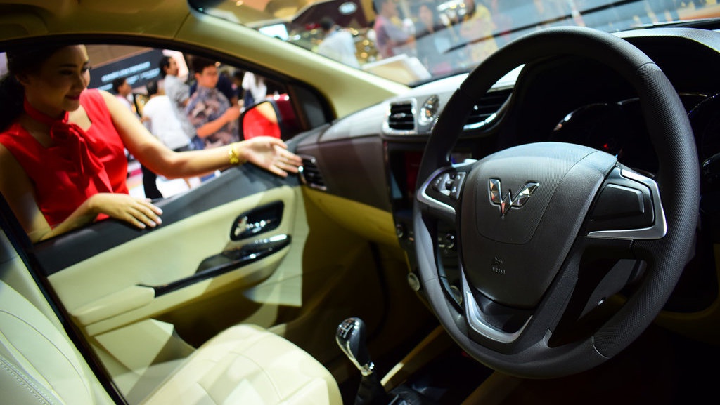 Wuling Motors Tawarkan 3 Varian MPV Confero S di GIIAS 2017