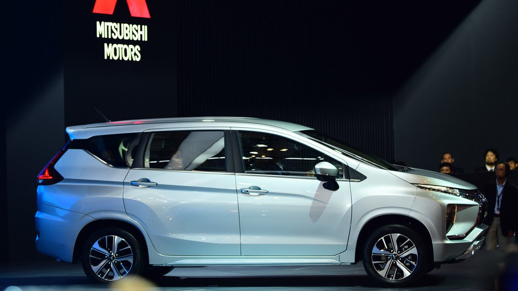 Daftar Mobil Mitsubishi & Suzuki Harga Rp250 Juta ke Bawah di IIMS