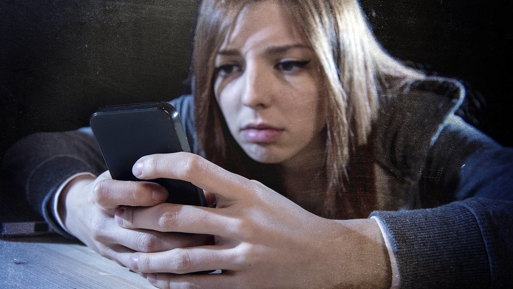 Candu Cinta Sama dengan Candu Obat-Obatan Candu Cinta Sama dengan Candu Obat-Obatan