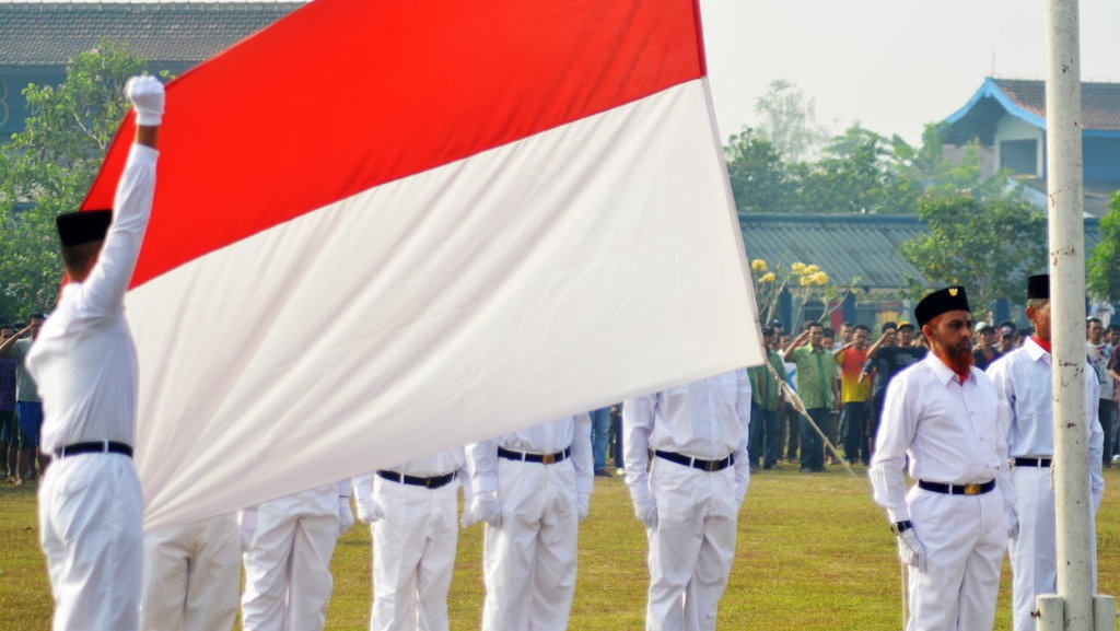 Sejarah Bendera Merah Putih dan Perlakuannya Menurut UU