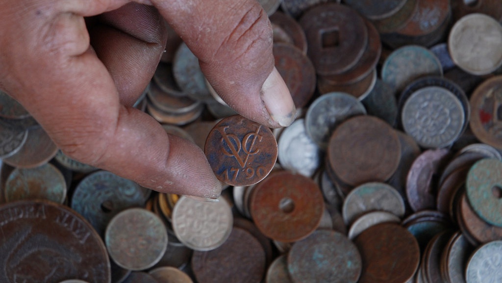 Dampak Kolonialisme dan Imperialisme di Bidang Ekonomi-Sosial Dampak Kolonialisme dan Imperialisme di Bidang Ekonomi-Sosial