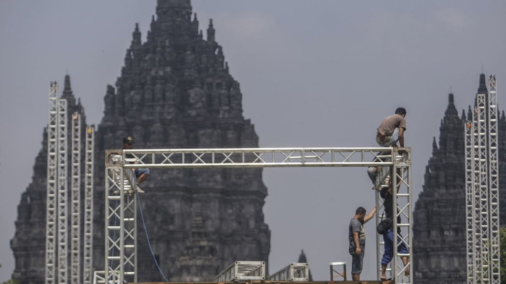 Alasan Dream Theater Batal Konser di Candi Prambanan