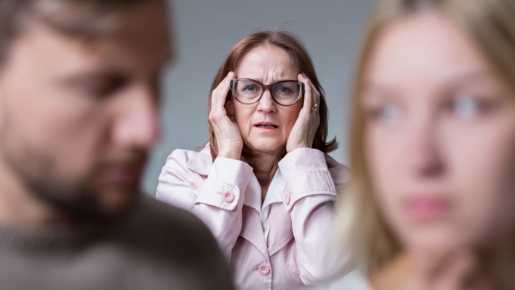 Tagar #SaveRioDewanto: Hubungan Mertua & Menantu Lebih Kompleks Tagar #SaveRioDewanto: Hubungan Mertua & Menantu Lebih Kompleks