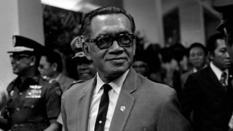 Siasat Sultan HB IX di Masa Genting Revolusi