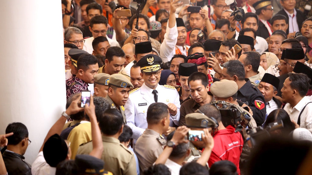 Belum Seminggu Bekerja, Anies-Sandi Didemo Komunitas Anak Bangsa