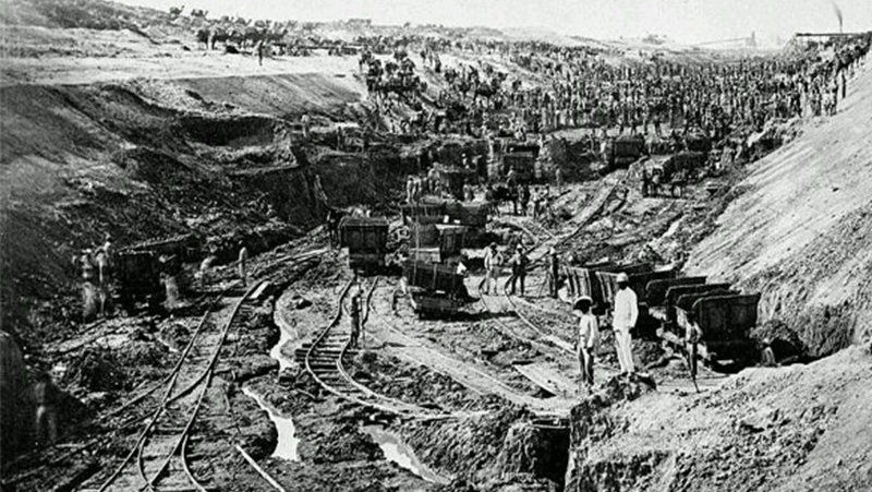 Apa Itu Terusan Suez Tempat Kapal Tersangkut: Fakta & Sejarahnya? Apa Itu Terusan Suez Tempat Kapal Tersangkut: Fakta & Sejarahnya?