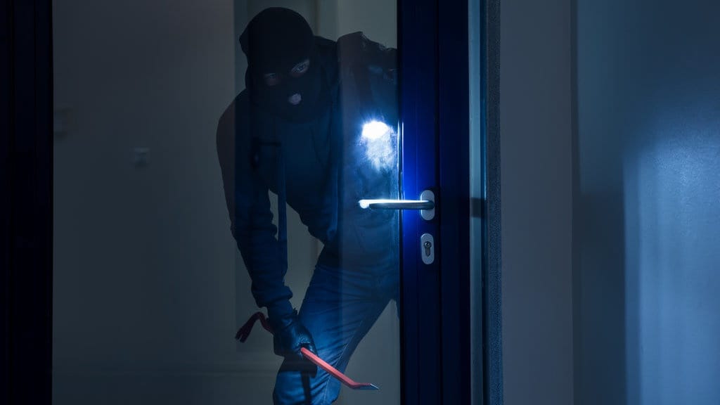 Wali Kota Blitar dan Istri Disekap Perampok di Rumah Dinas Wali Kota Blitar dan Istri Disekap Perampok di Rumah Dinas