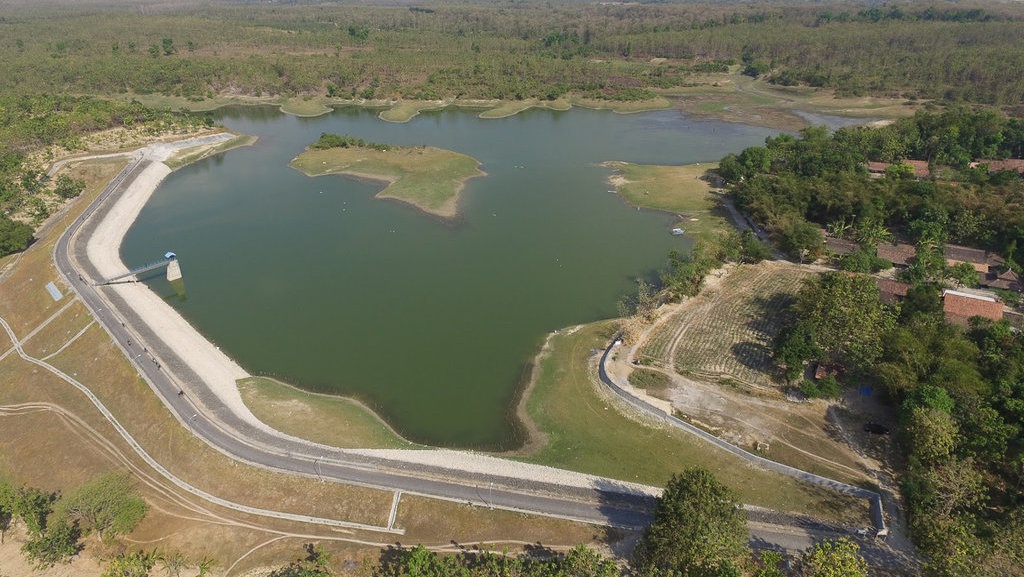 Kejamnya Penggusuran Warga Kedung Ombo dengan Dalih Pembangunan Kejamnya Penggusuran Warga Kedung Ombo dengan Dalih Pembangunan
