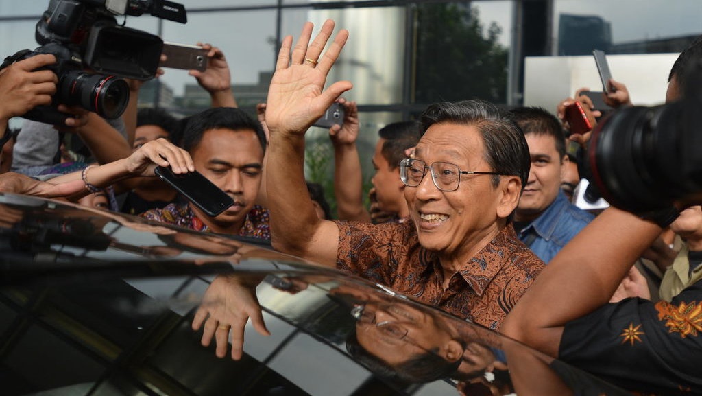 Sidang BLBI Hari Ini Hadirkan Mantan Wapres Boediono & Todung Mulya Sidang BLBI Hari Ini Hadirkan Mantan Wapres Boediono & Todung Mulya