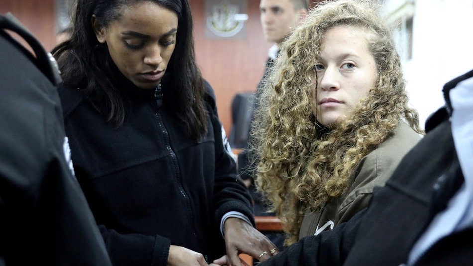 Para Srikandi Palestina: dari Menampar Serdadu ke Membajak Pesawat