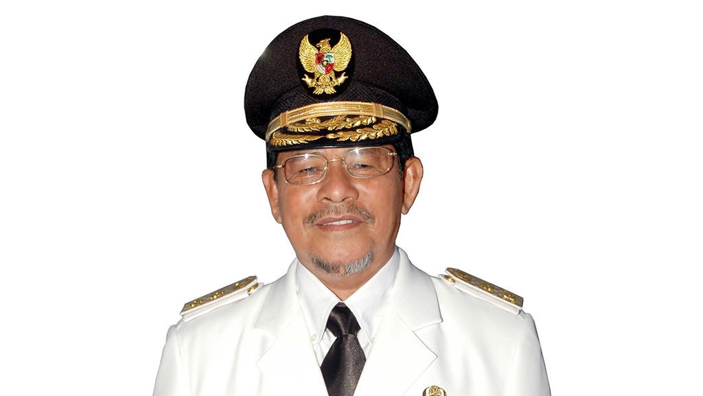 KPK Tangkap Gubernur Maluku Utara Abdul Gani Kasuba KPK Tangkap Gubernur Maluku Utara Abdul Gani Kasuba