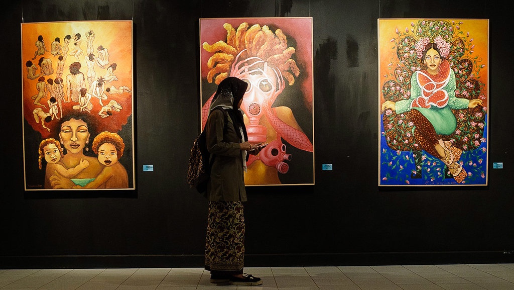 Artpression 16 Perempuan Memandang Dunia Artpression 16 Perempuan Memandang Dunia