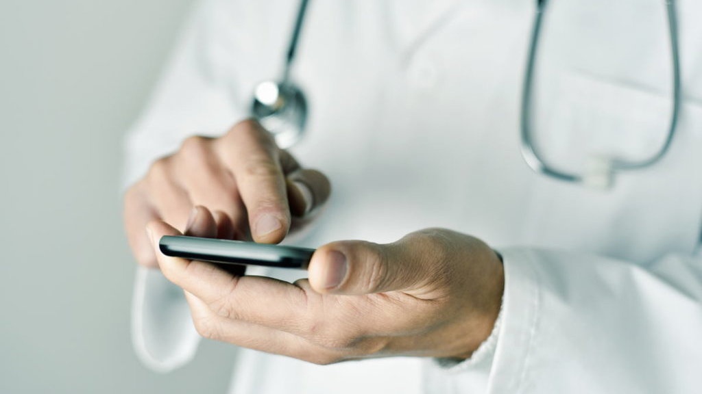 Berkaca dari Gia Pratama, Dokter Juga Punya Kode Etik di Medsos Berkaca dari Gia Pratama, Dokter Juga Punya Kode Etik di Medsos