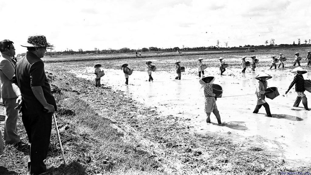 Romusha Gaya Baru Bernama Padat Karya Romusha Gaya Baru Bernama Padat Karya