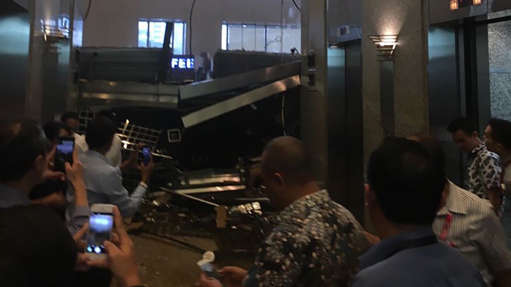 Pengelola Masih Heran Selasar di Gedung BEI Roboh