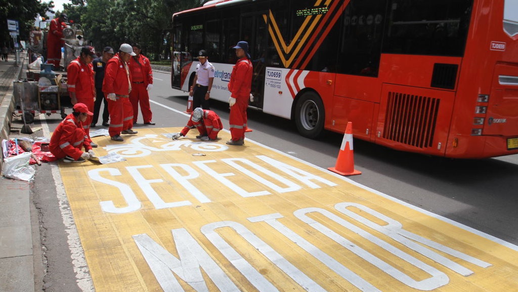 Blunder Pramono Tawarkan Ide Jalan Layang Motor demi Atasi Macet Blunder Pramono Tawarkan Ide Jalan Layang Motor demi Atasi Macet