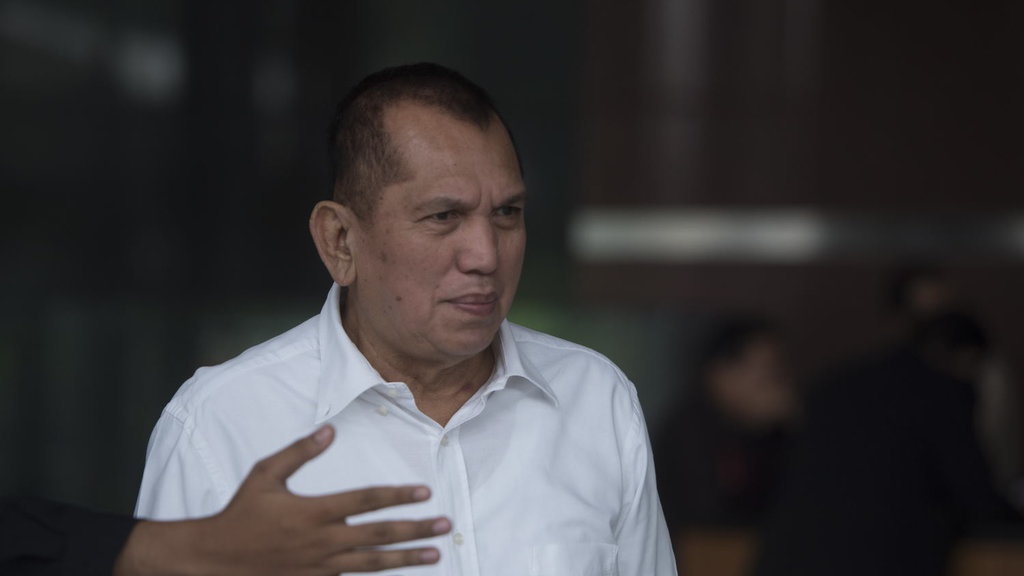 KPK Periksa Miryam Haryani & Chairuman Harahap Terkait Kasus E-KTP KPK Periksa Miryam Haryani & Chairuman Harahap Terkait Kasus E-KTP