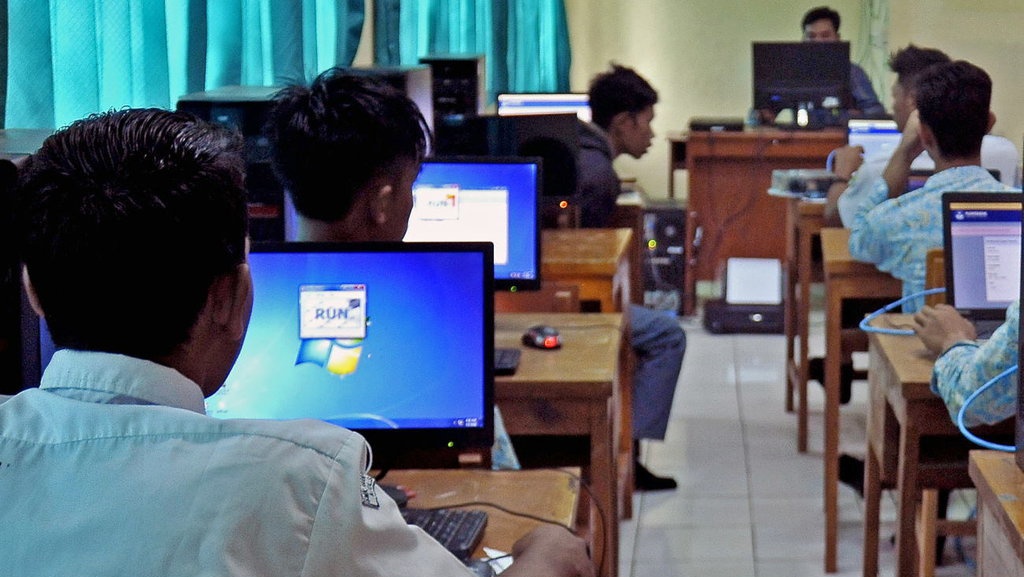Baik, Buruk, dan Realita Percepatan Teknologi dalam Pendidikan