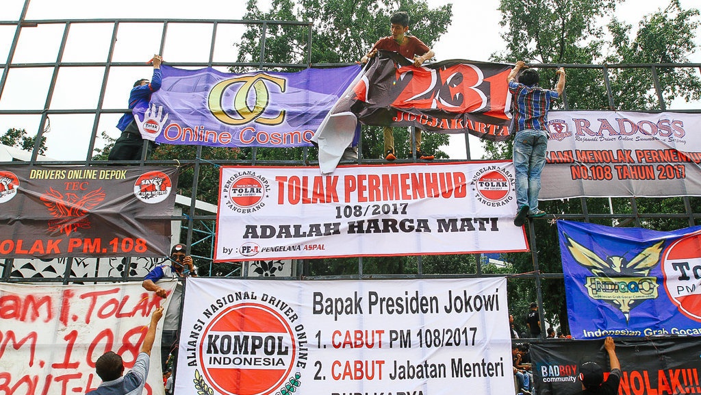 Kemenhub Terapkan Aturan Baru Taksi Online Pada 18 Juni 2019 Kemenhub Terapkan Aturan Baru Taksi Online Pada 18 Juni 2019