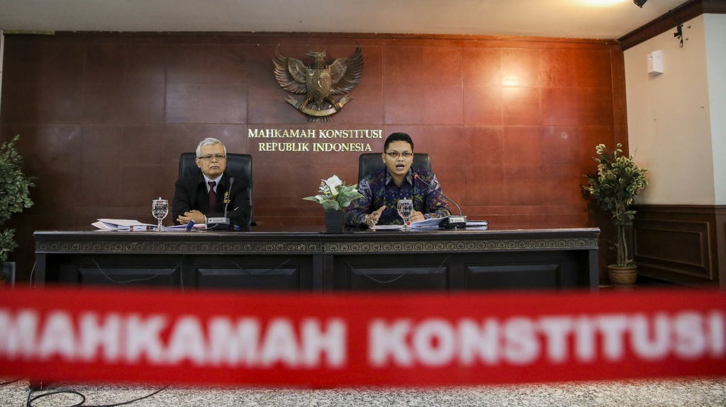 MK Sesalkan Seruan Amien Rais Soal People Power