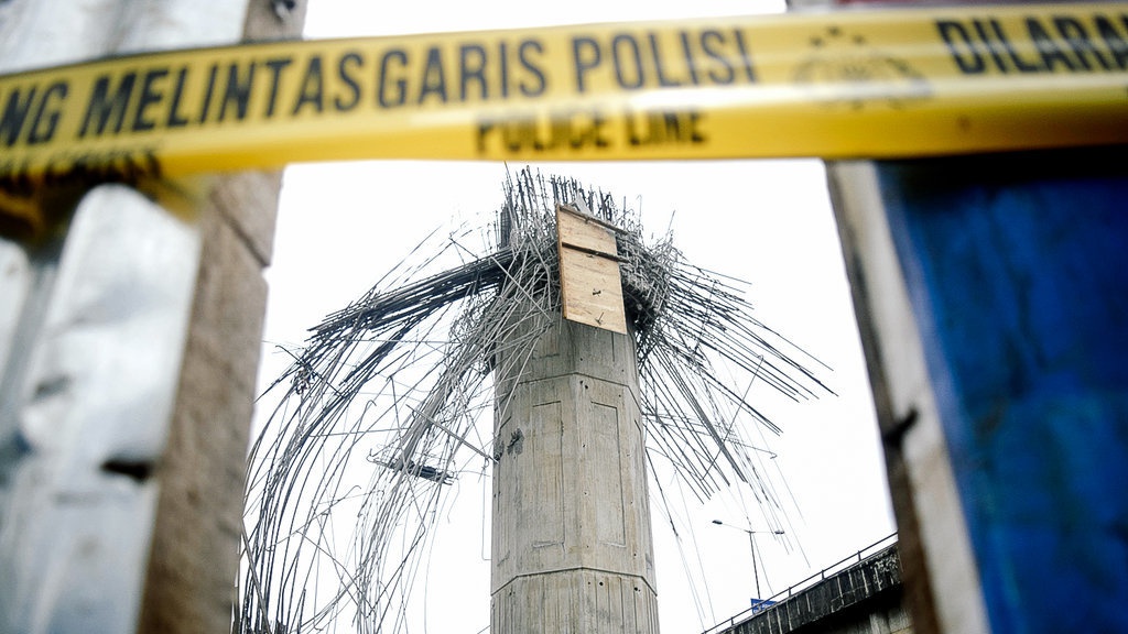 Polisi Tetapkan 2 Tersangka di Kasus Ambruknya Girder Tol Becakayu Polisi Tetapkan 2 Tersangka di Kasus Ambruknya Girder Tol Becakayu