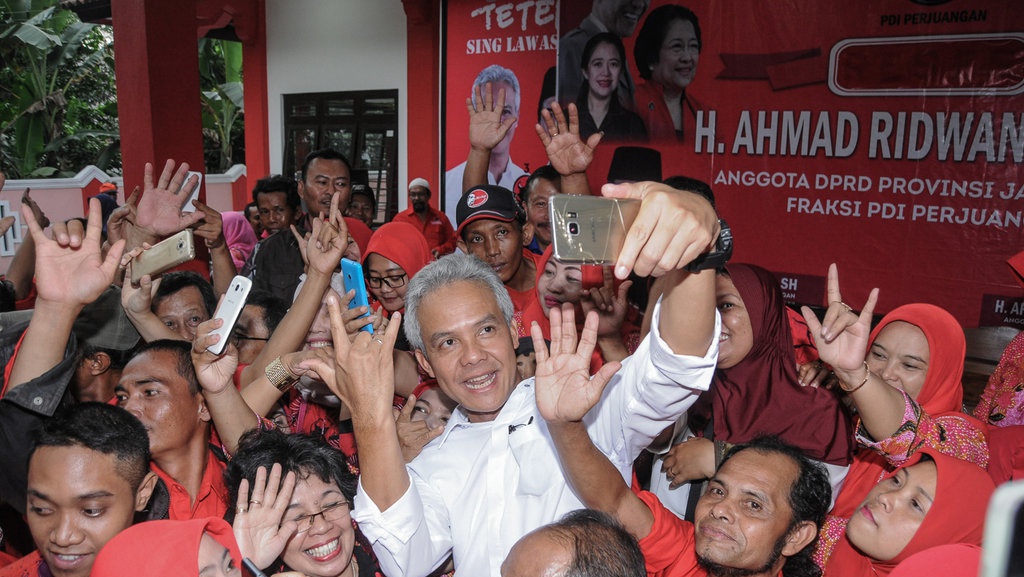 Batal Laporkan Ganjar Soal Puisi, FUIB Punya Kepentingan Politik? Batal Laporkan Ganjar Soal Puisi, FUIB Punya Kepentingan Politik?