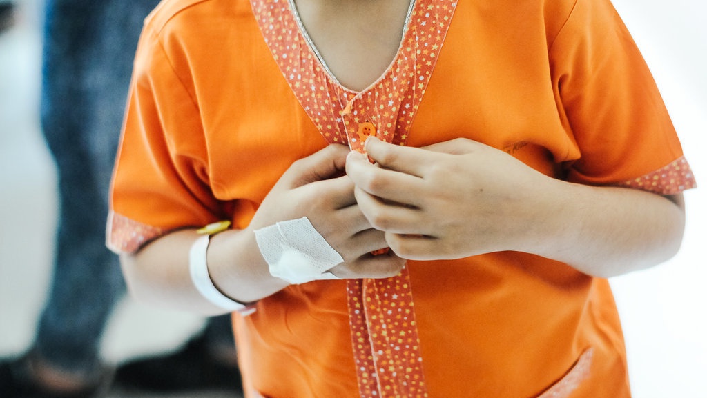 Cerita Sarah & Jahra Melawan Kanker