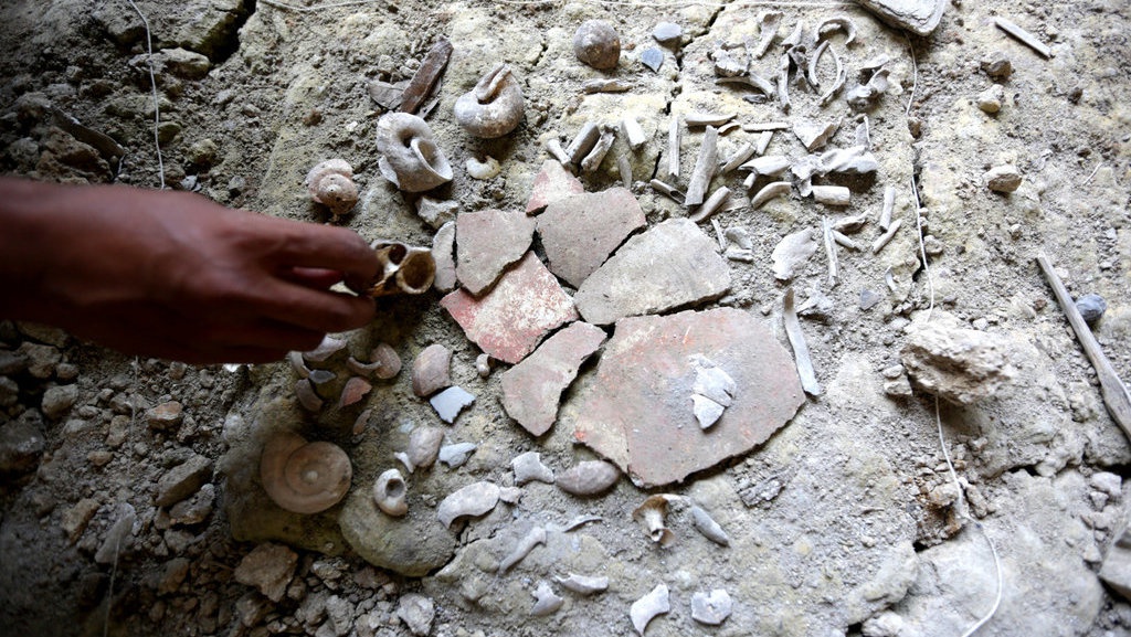 Fakta Menarik Penemuan Fosil Manusia Berusia 7200 Tahun di Sulawesi Fakta Menarik Penemuan Fosil Manusia Berusia 7200 Tahun di Sulawesi