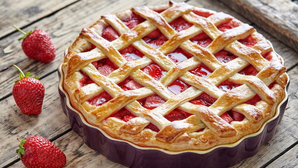 Manfaat Buah Strawberry Bagi Kesehatan dan Kandungan Gizinya Manfaat Buah Strawberry Bagi Kesehatan dan Kandungan Gizinya